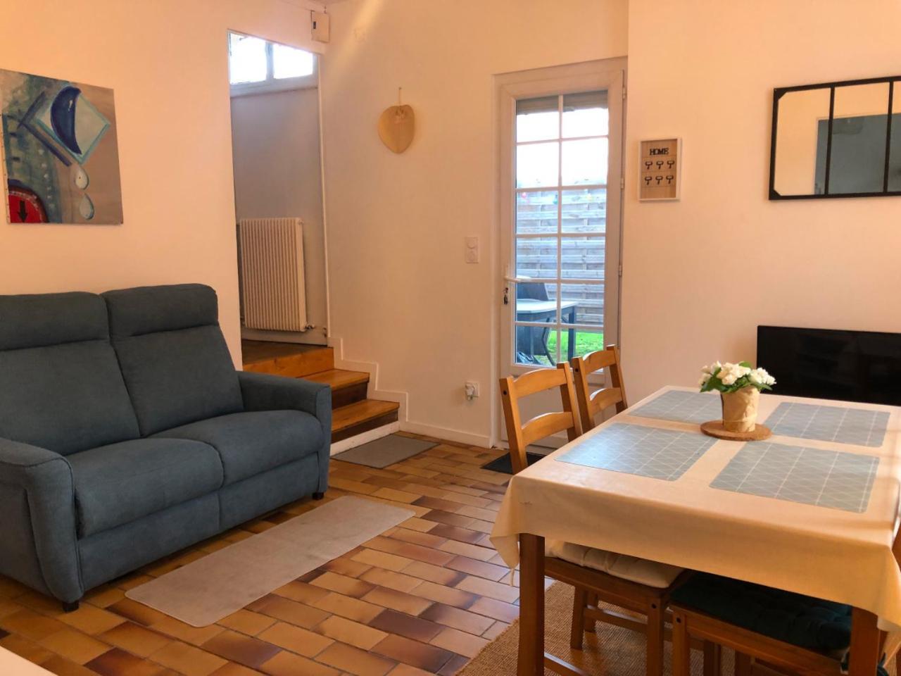 Petite Maison Avec Terrasse Jurançon Esterno foto
